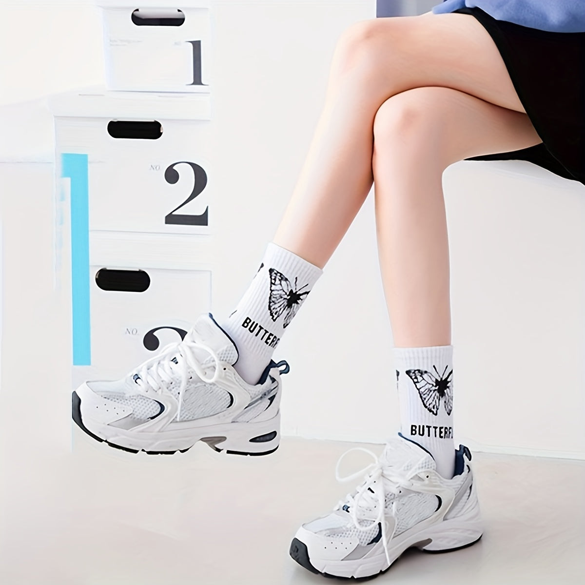 New Solid Color Black and White Butterfly Socks, Street Style Couple Socks for Men and Women